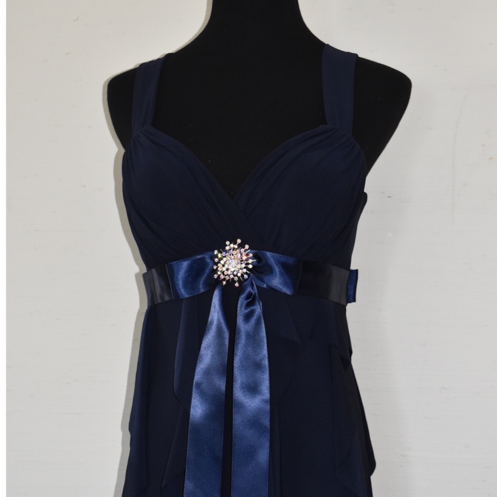 Formal Navy Ruffled Gown - Picture 4 of 10